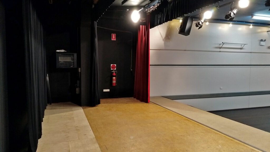 Hall Stage Left / PA System 2022